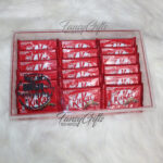 Kitkat Chocolates With Acrylic Box / Luxury Chocolate Gift Box